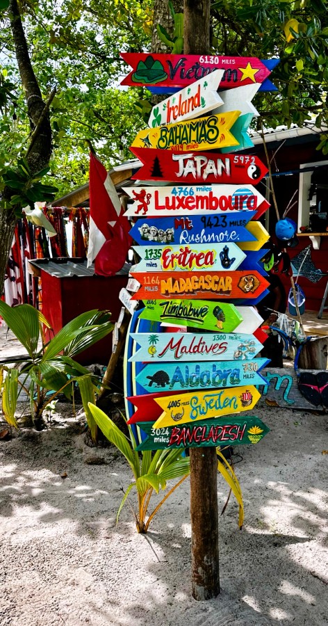 Wegweiser La Digue.jpg