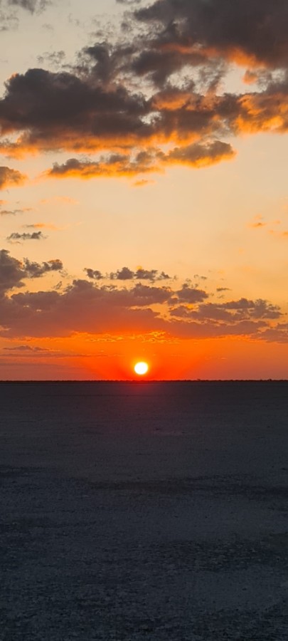 Sonnenuntergang Steppe.jpg