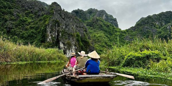 Vietnam-Langboot.jpg